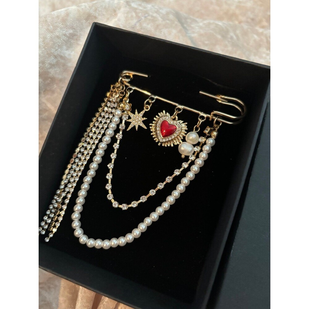 Bloomingdale’s clip - Picture 3 of 3